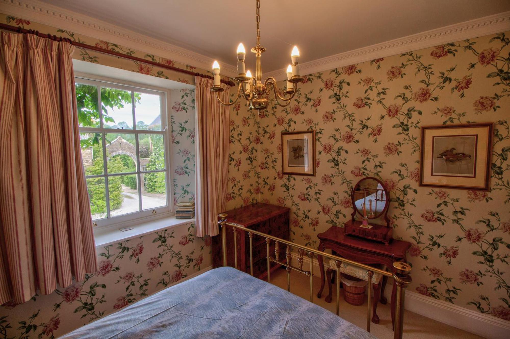 West Compton Manor Bed & Breakfast Maiden Newton Dış mekan fotoğraf